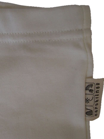 leggings with earthlings pip label
